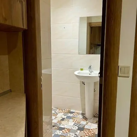 Apartment Center 4